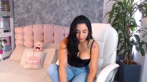 Niko Robin online show from 02.08.25