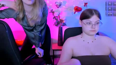 Snapshot of nikol_kitt chatting on 05.15.26 Little Niko Help me reach my goals online show from 05.15.26