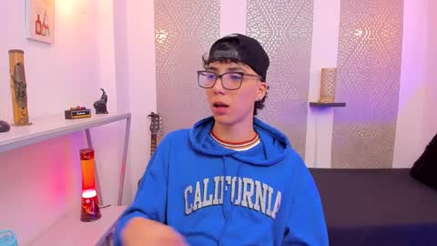    online show from 09.10.25