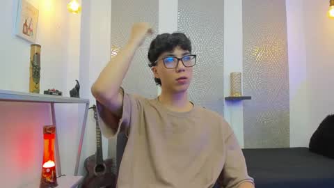    online show from 09.18.25