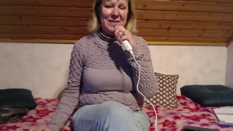 Nikole1 online show from 01.17.25