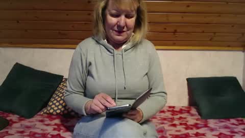 Nikole1 online show from 01.19.25