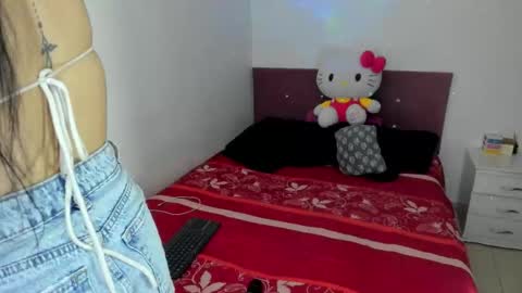 Nikole online show from 12.03.25