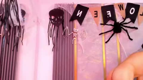 Niko Stone online show from 10.26.25