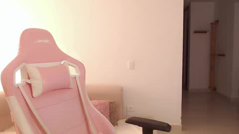 Snapshot of niky_blue chatting on 01.12.25 niky_blue online show from 01.12.25