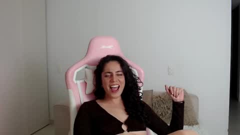 Snapshot of niky_blue chatting on 01.30.25 niky_blue online show from 01.30.25