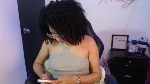 Nicole    GTM-5 1100 pm - 700 am online show from 02.05.25