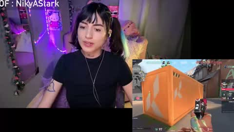 Snapshot of nikyastark chatting on 03.10.26 Niky A Stark online show from 03.10.26