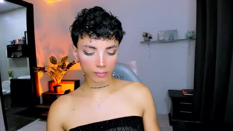 Nilam online show from 10.24.25