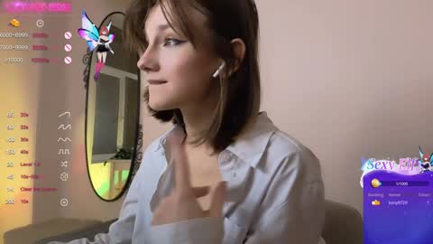 Snapshot of nillie_kelly chatting on 12.11.24 Nillie online show from 12.11.24