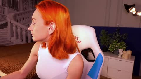 Snapshot of nillie_kelly chatting on 01.31.25 Nillie online show from 01.31.25