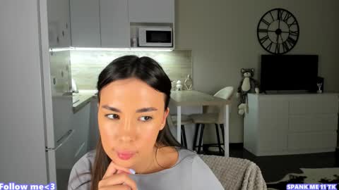 Bella online show from 01.15.25