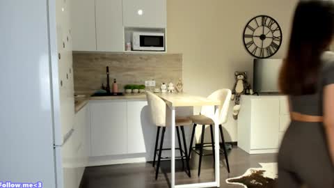 Bella online show from 01.20.25