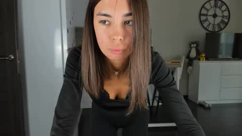 Bella online show from 09.13.25