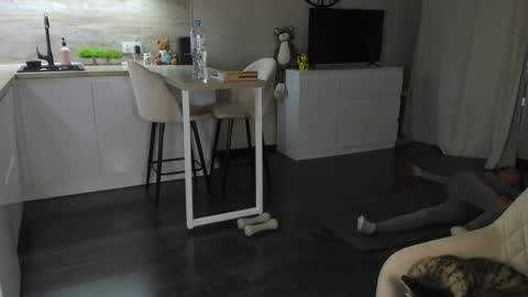 Bella online show from 09.15.25