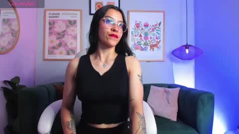 Nina online show from 02.08.25