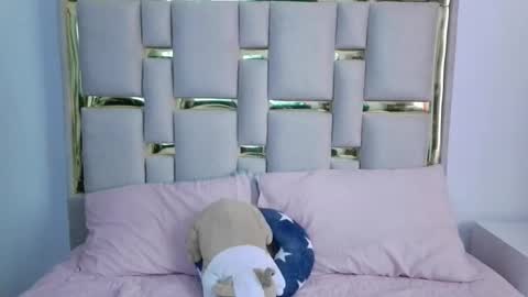 Snapshot of nina_carther chatting on 11.25.25 Nina Carther online show from 11.25.25