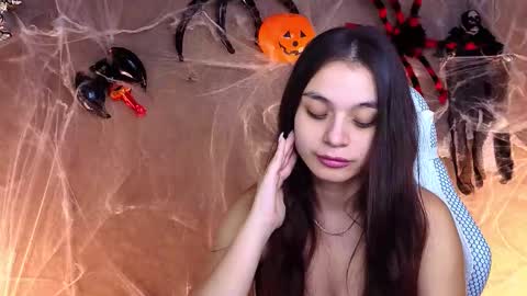 Snapshot of nina_fierce chatting on 10.20.25 Ketrin online show from 10.20.25