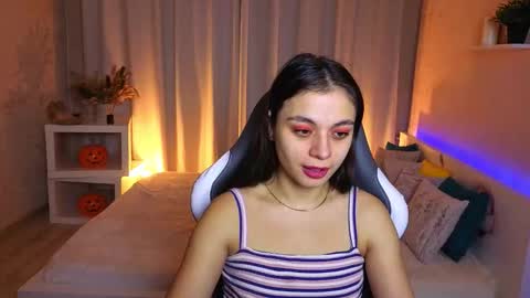 Snapshot of nina_fierce chatting on 11.21.25 Ketrin online show from 11.21.25