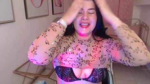 Snapshot of nina_harpper_ chatting on 12.02.25 Nina online show from 12.02.25