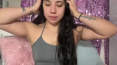 nina_lovez online show from 01.08.25