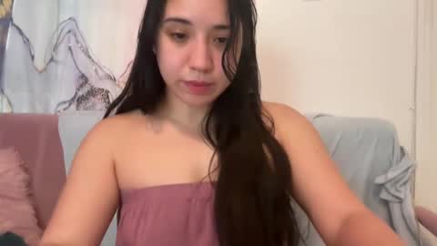 nina_lovez online show from 01.27.25