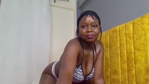 Nina online show from 10.02.25