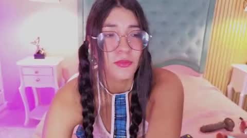 Nina  online show from 06.09.26