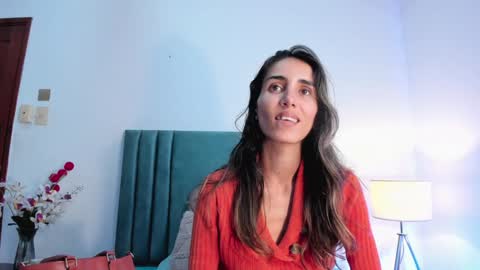 Nina online show from 12.26.24