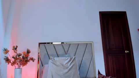 Nina online show from 01.08.25