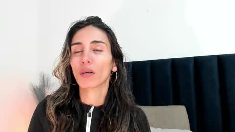 Nina online show from 02.09.25