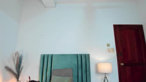 Nina online show from 02.21.25