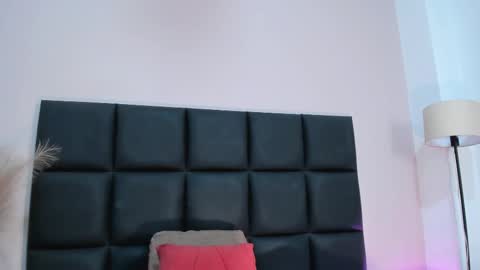 Nina online show from 10.31.25