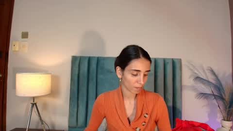 Nina online show from 11.06.25