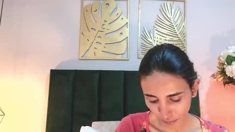 Nina online show from 11.19.25