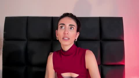 Nina online show from 12.02.25