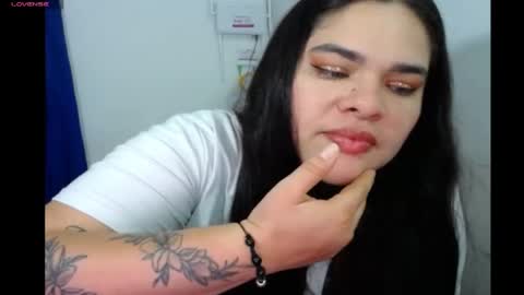 NinaFuentes online show from 05.22.26
