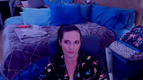 Nina Jaymes online show from 05.01.26