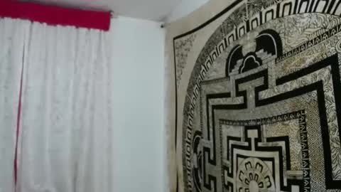 N I N A online show from 12.30.24