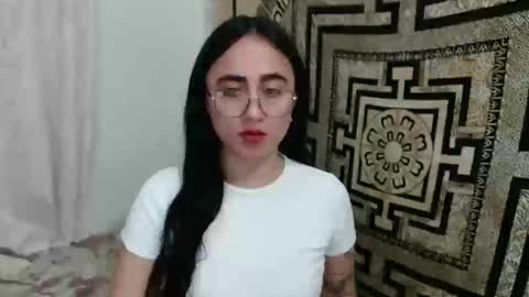 N I N A online show from 01.07.25