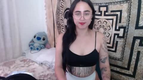 N I N A online show from 01.23.25