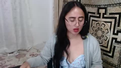 N I N A online show from 01.30.25