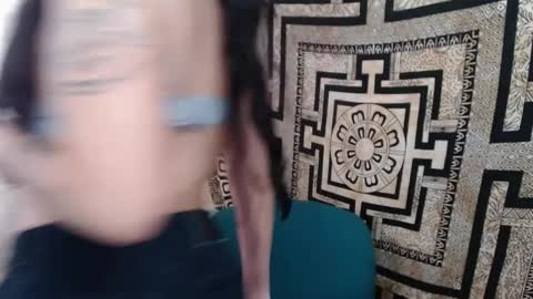 N I N A online show from 02.03.25