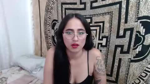 N I N A online show from 02.07.25