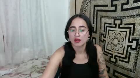 N I N A online show from 02.21.25