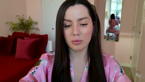 Snapshot of ninaoneil chatting on 01.26.25 NinaOneil online show from 01.26.25