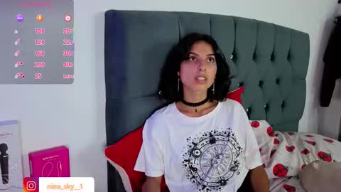 Snapshot of ninasky19 chatting on 11.09.25 ninasky19 online show from 11.09.25