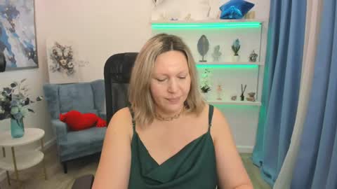 ninastarle online show from 04.23.26