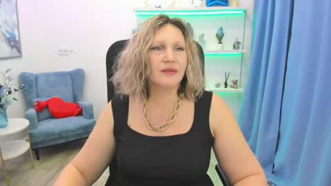 ninastarle online show from 04.24.26