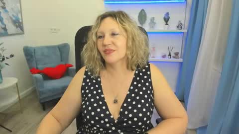 ninastarle online show from 04.29.26